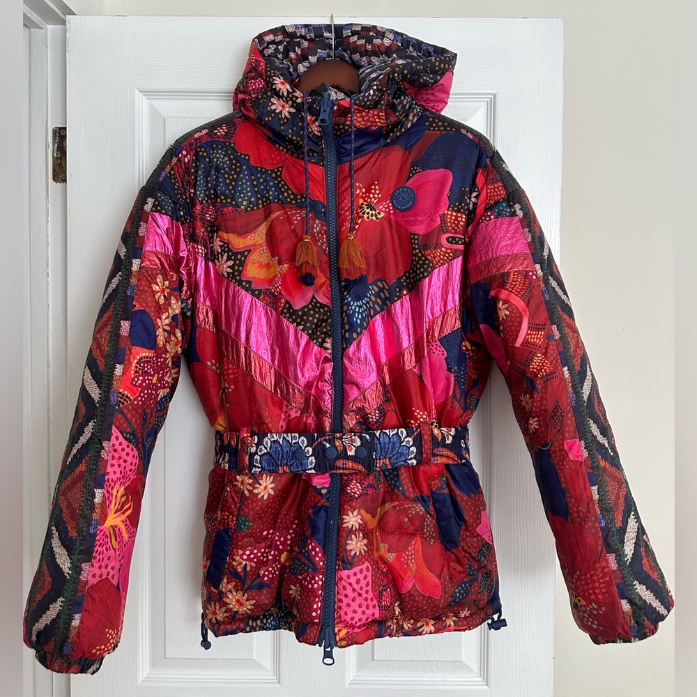 Farm Rio reversible hooded puffer - M - statement jacket - Picture 8 of 17